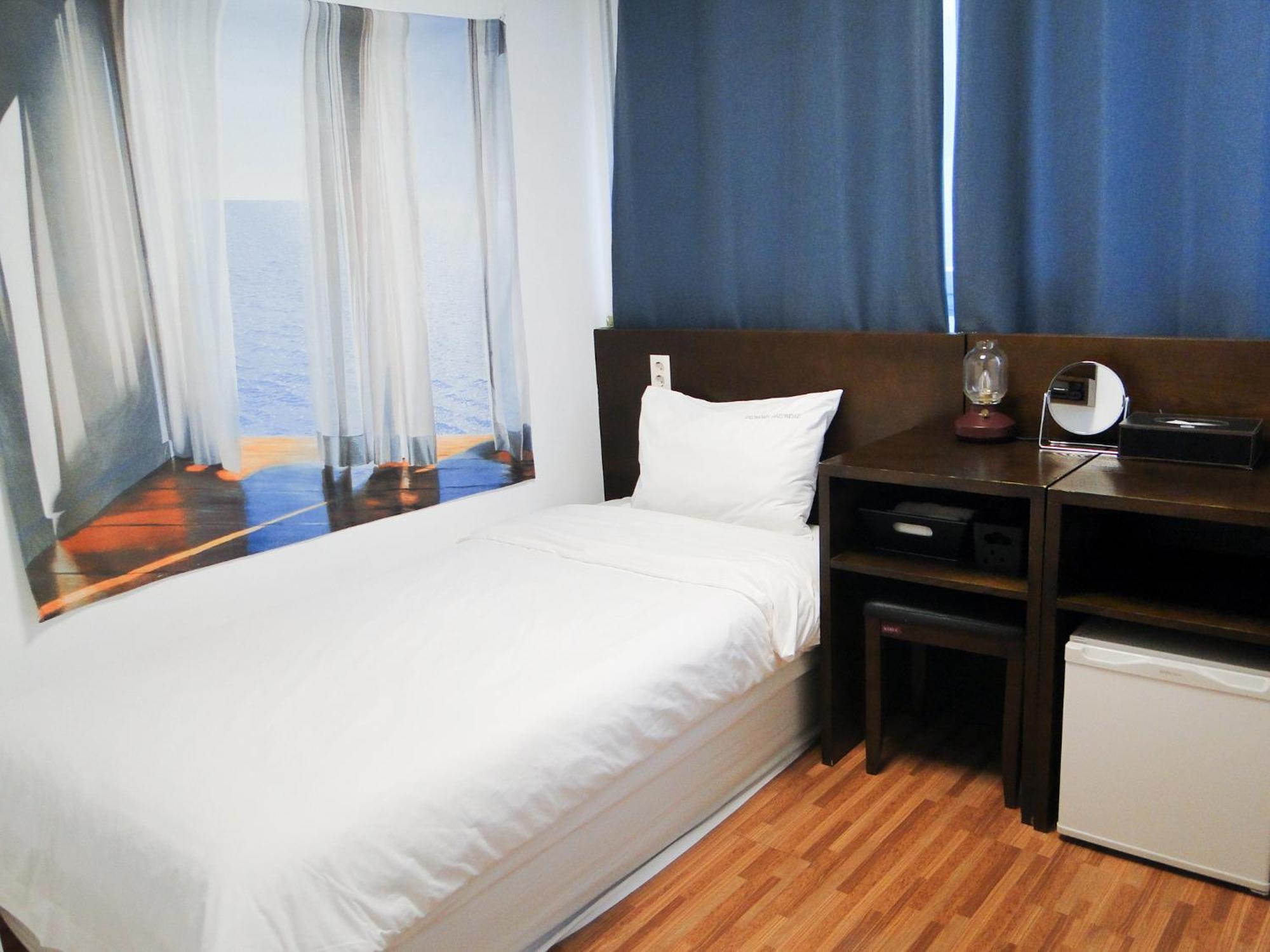 Ekonomy Haeundae Hostel Puszan Kültér fotó