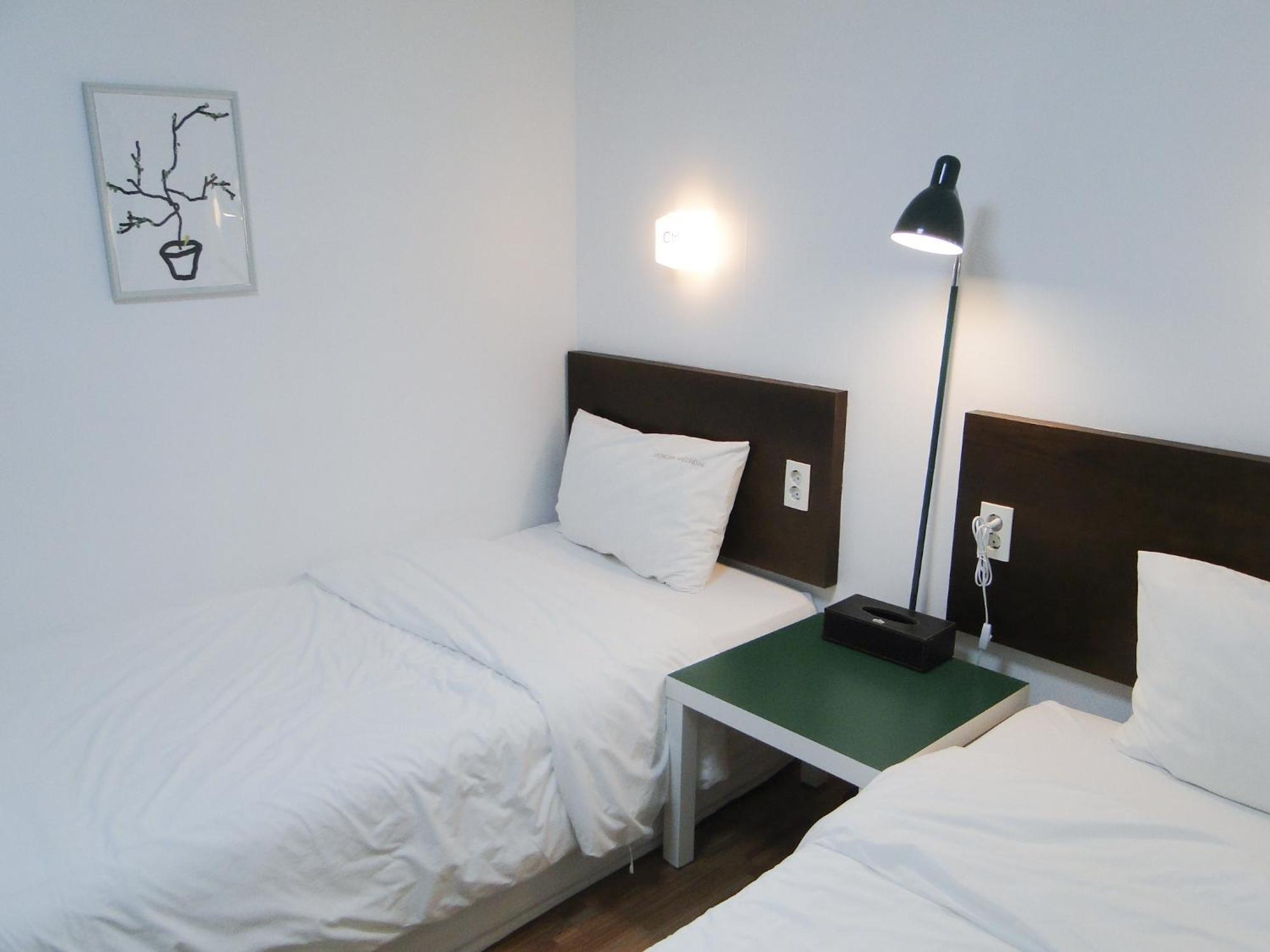 Ekonomy Haeundae Hostel Puszan Kültér fotó